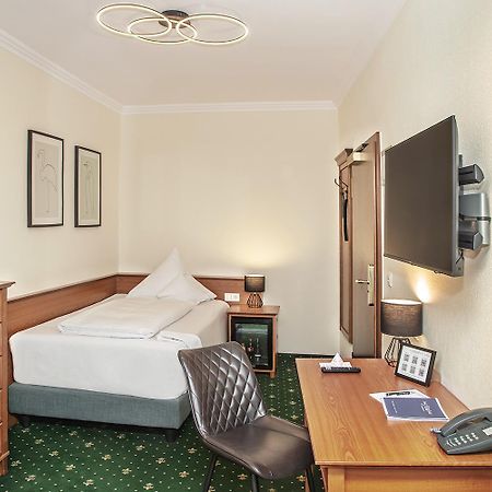 Hotel-Gasthof Hoettl Deggendorf Luaran gambar