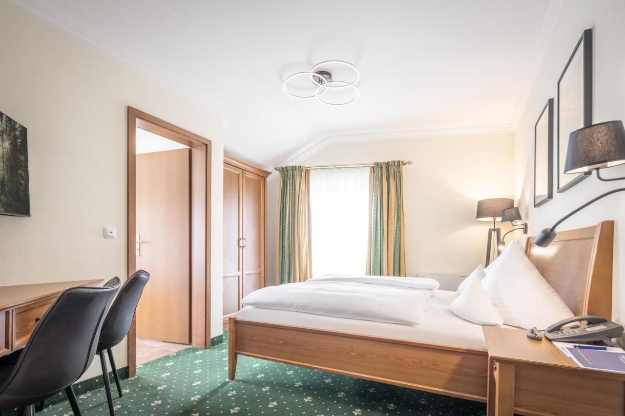 Hotel-Gasthof Hoettl Deggendorf Luaran gambar